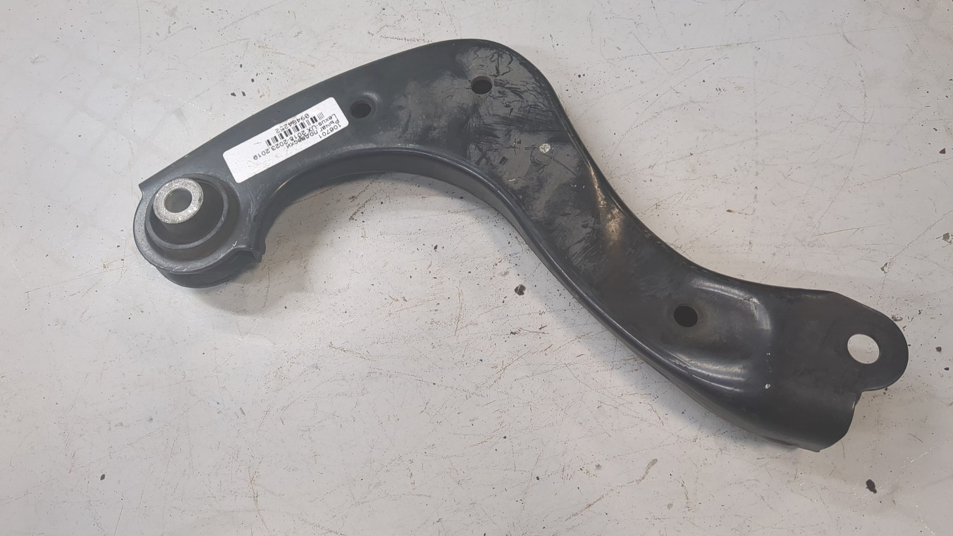 Рычаг задний правый