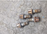 0009904907 Болт колесный Mercedes CLS C218 2010-2018 9493298 #1