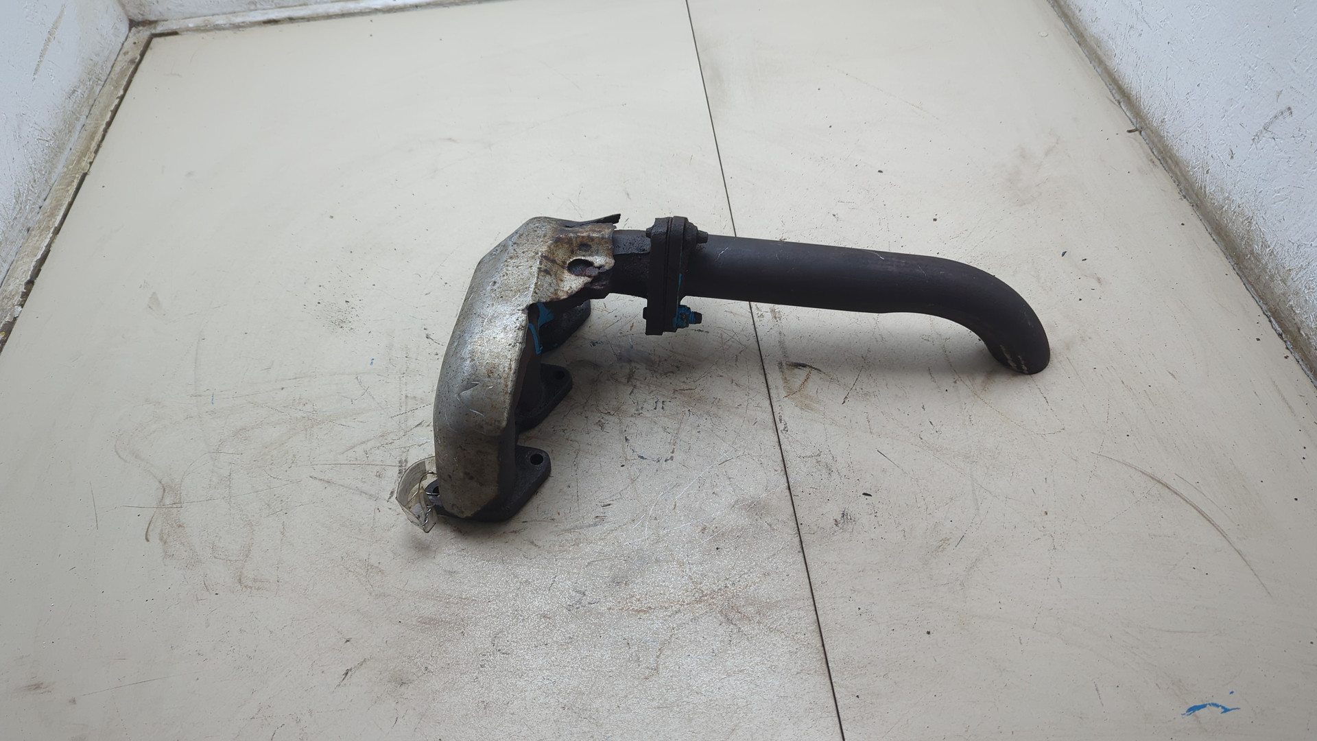 Коллектор выпускной