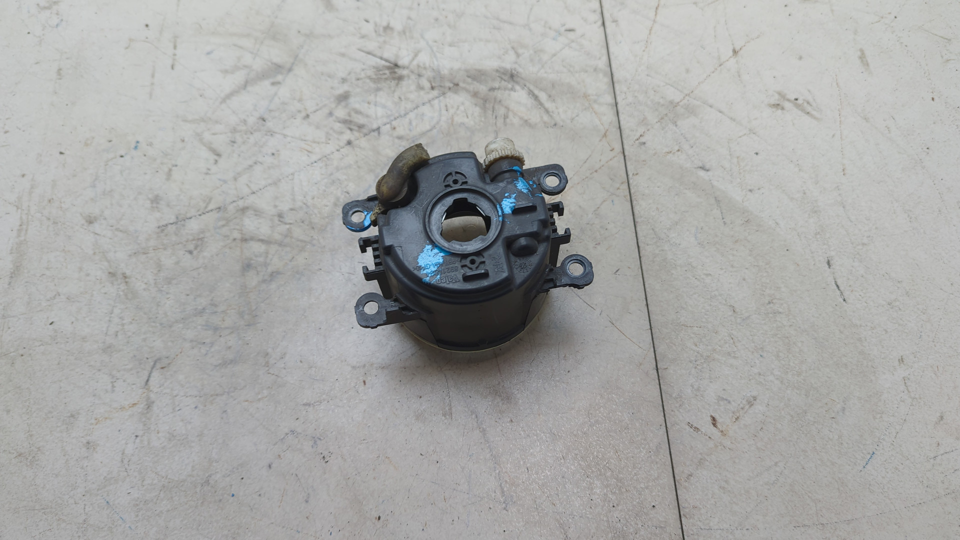 Фара противотуманная правая