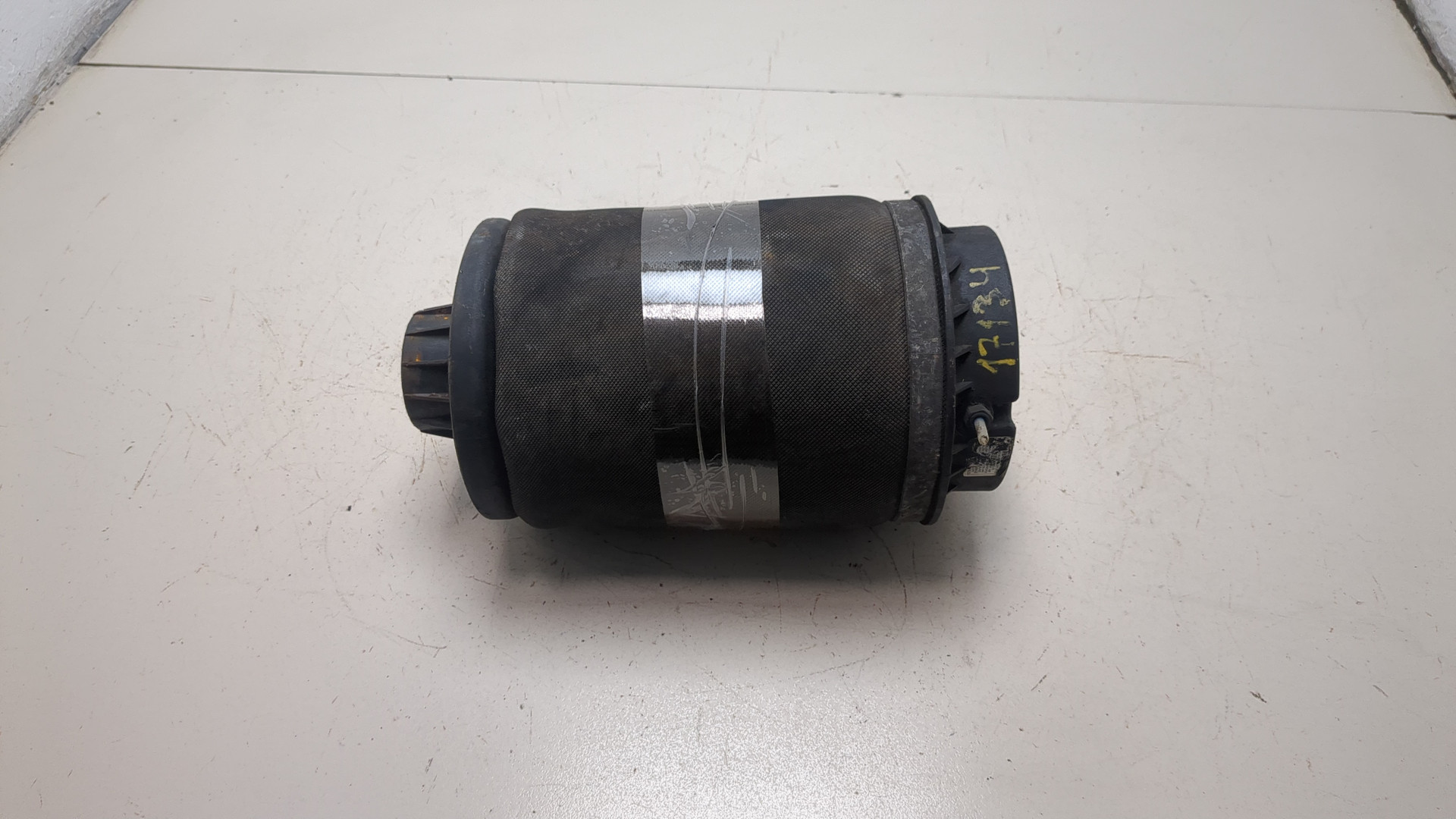 Амортизатор задний (стойка)