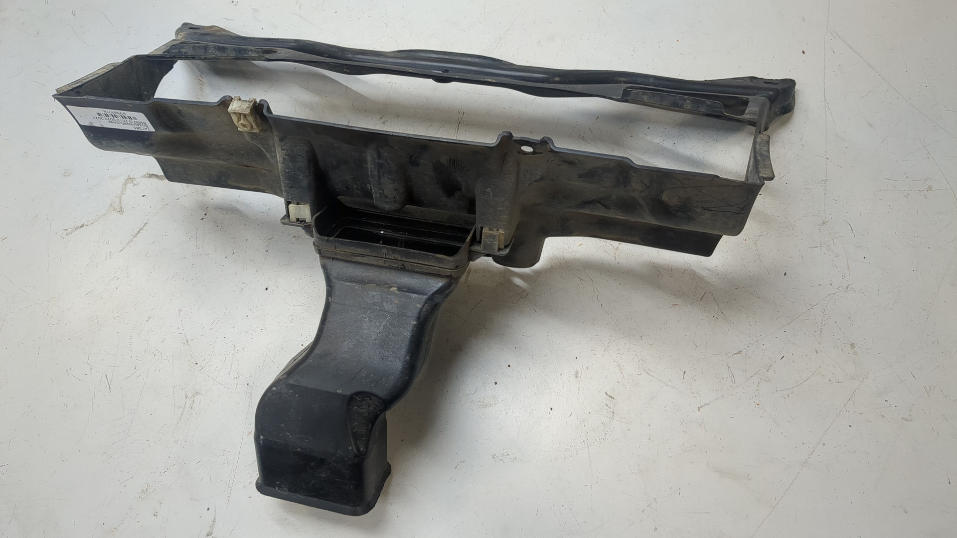 Воздухозаборник (внутри)