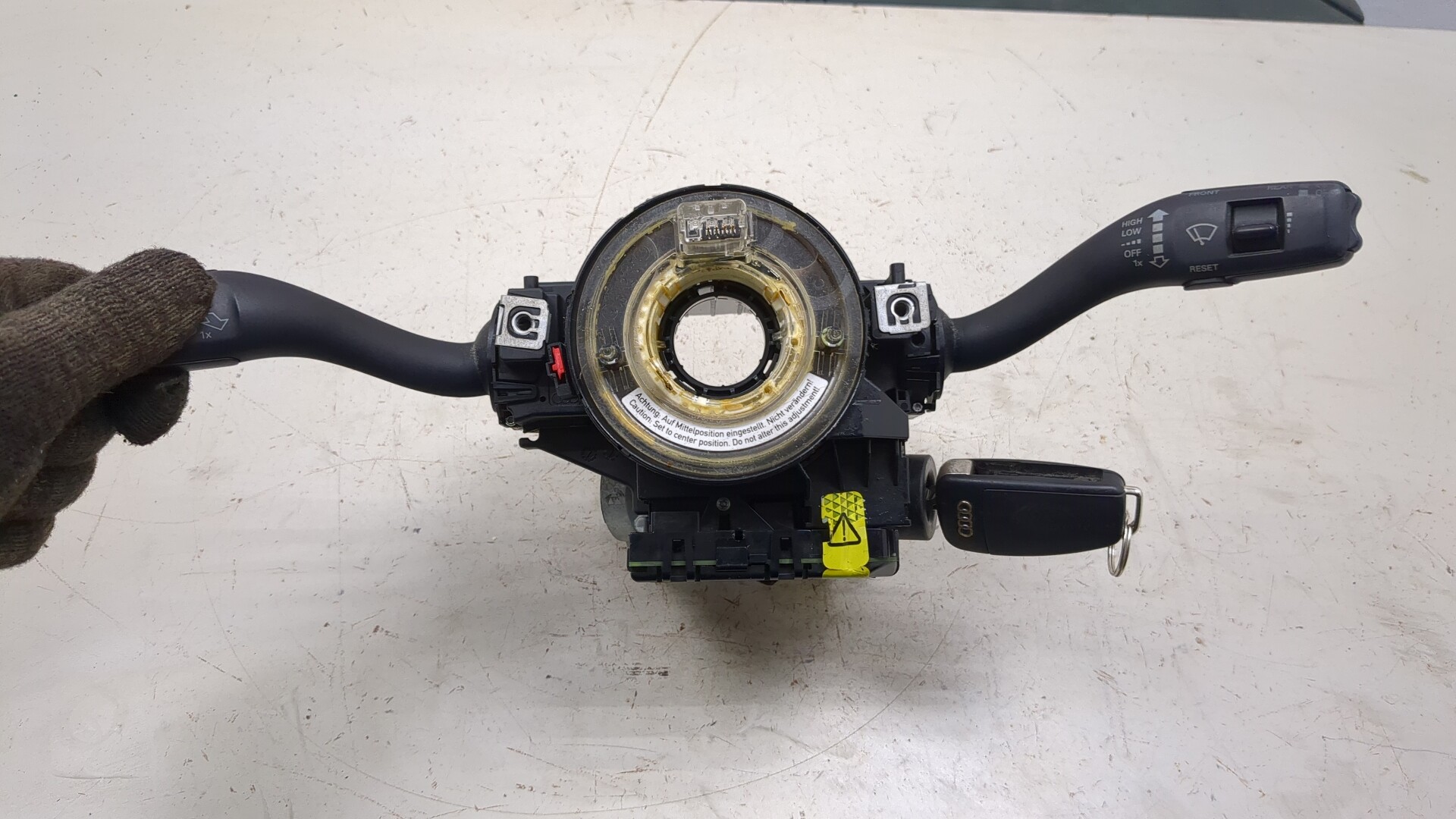 Переключатель подрулевой