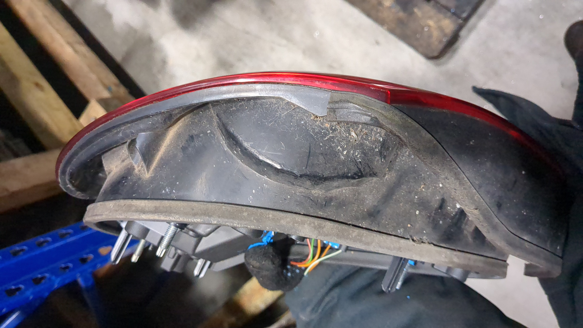 Фонарь задний правый