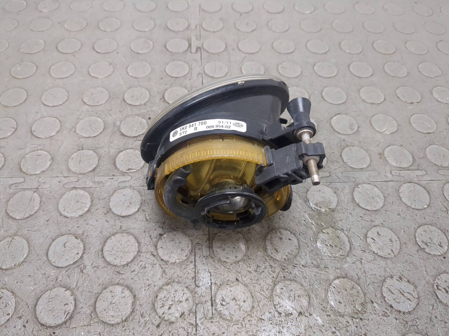 Фара противотуманная правая для Jetta (A7 BU#) 2018>