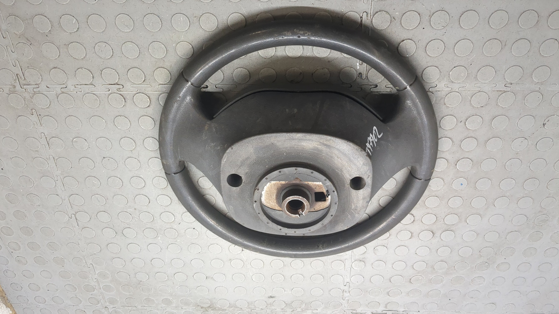 Рулевое колесо (руль)