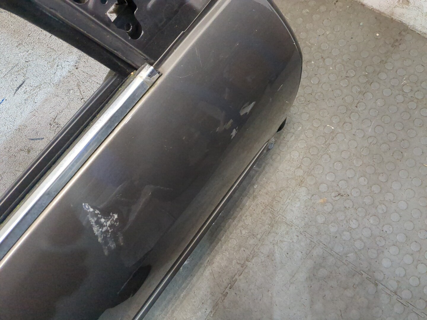 Дверь передняя правая