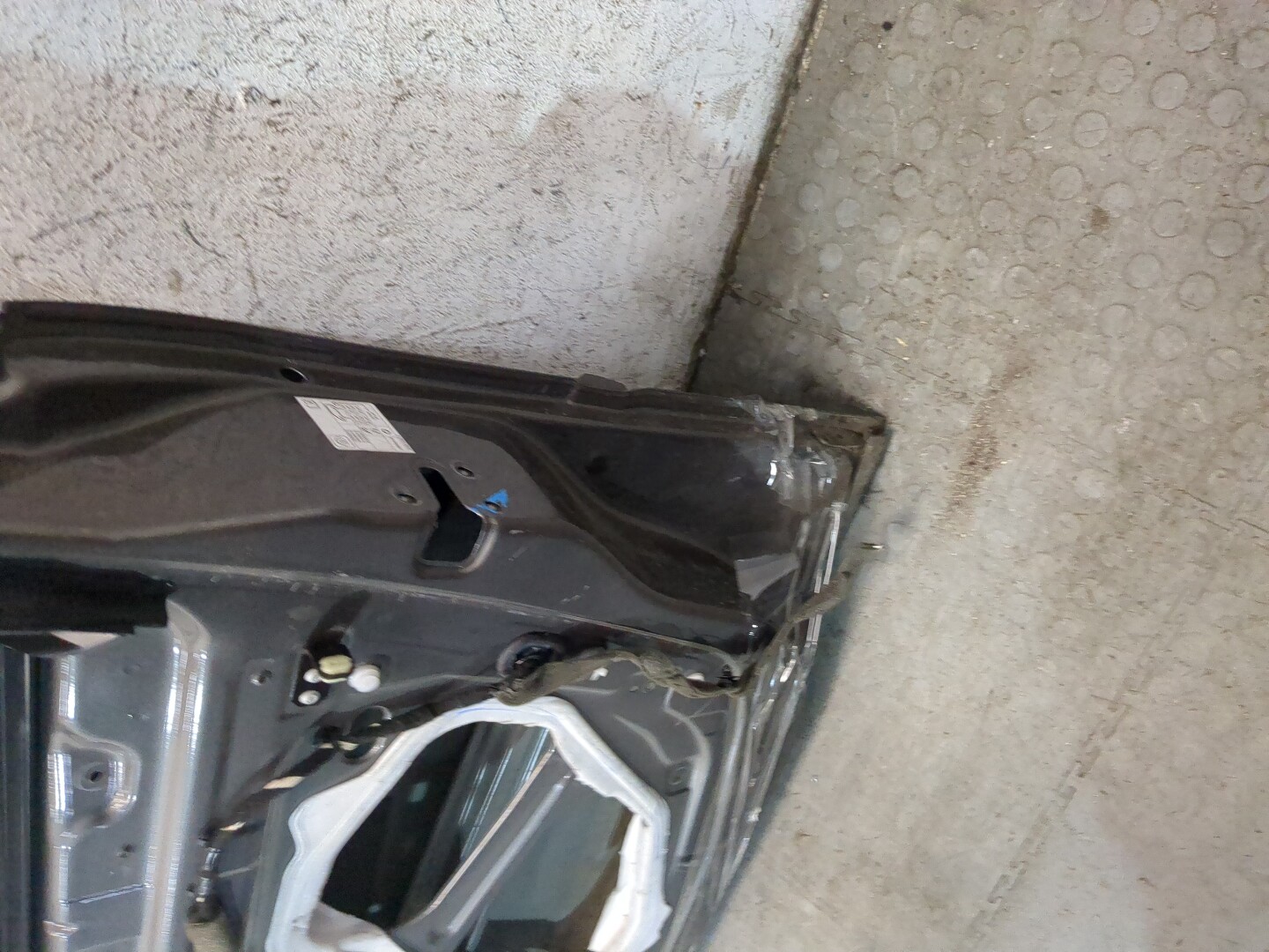 Дверь передняя правая