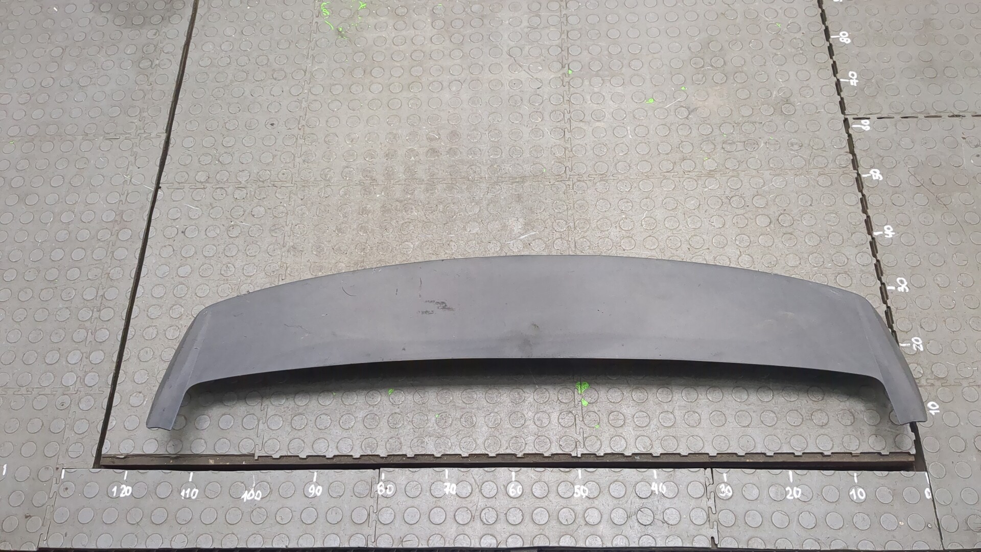 Спойлер переднего бампера