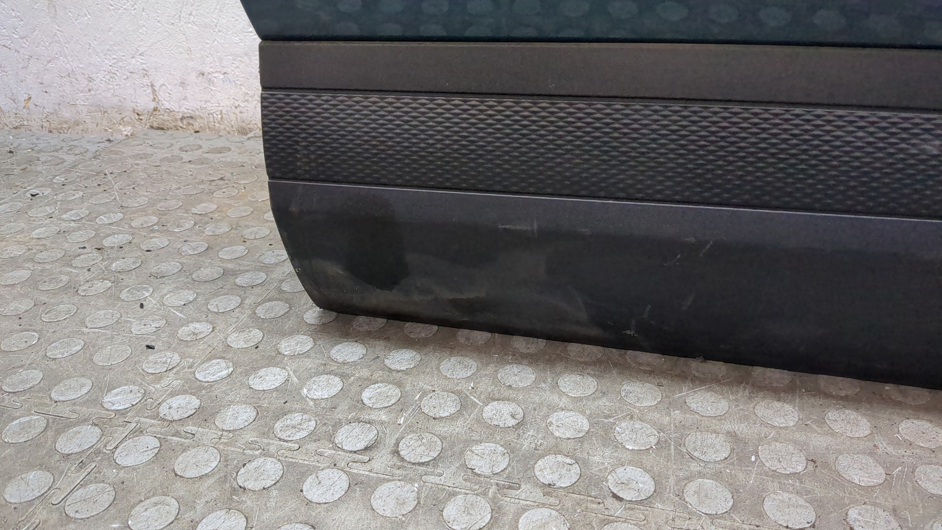 Дверь задняя левая