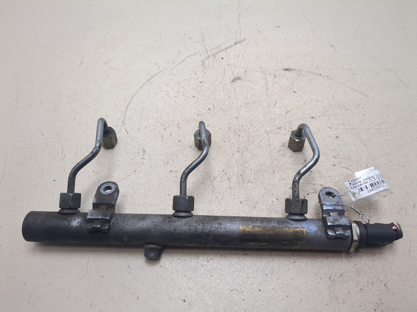 Рейка топливная (рампа)