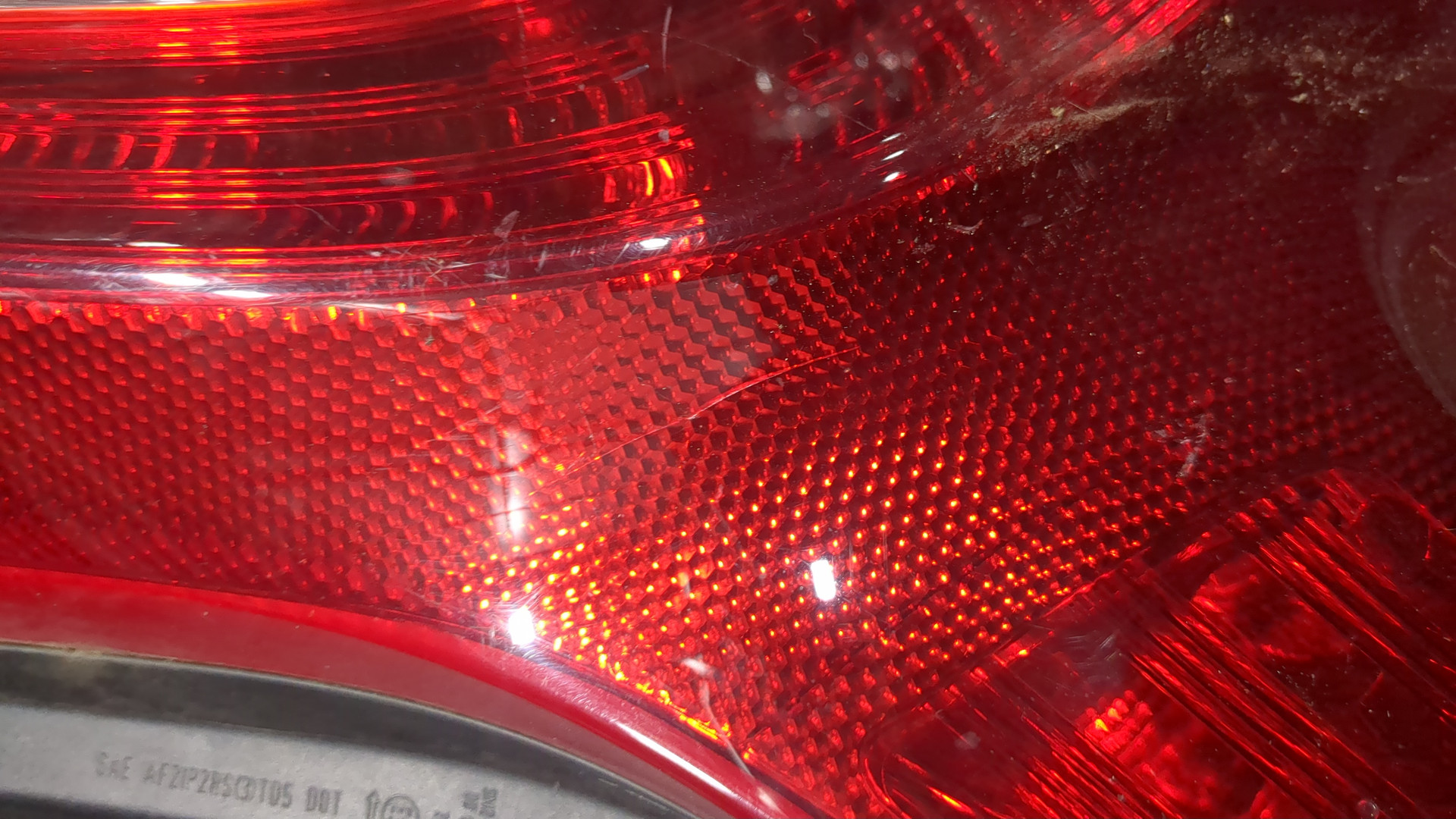 Фонарь задний левый