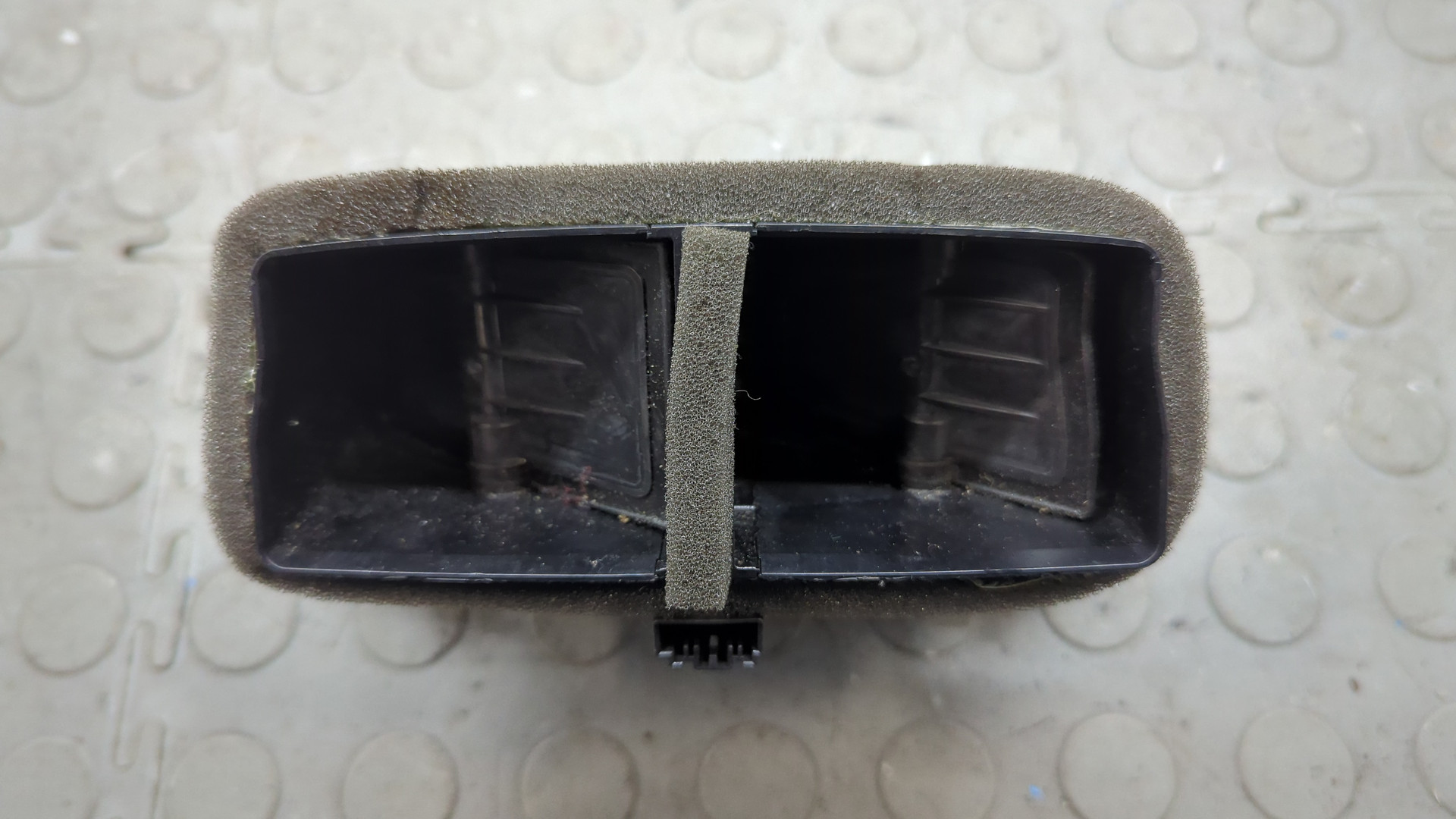 Дефлектор воздушный