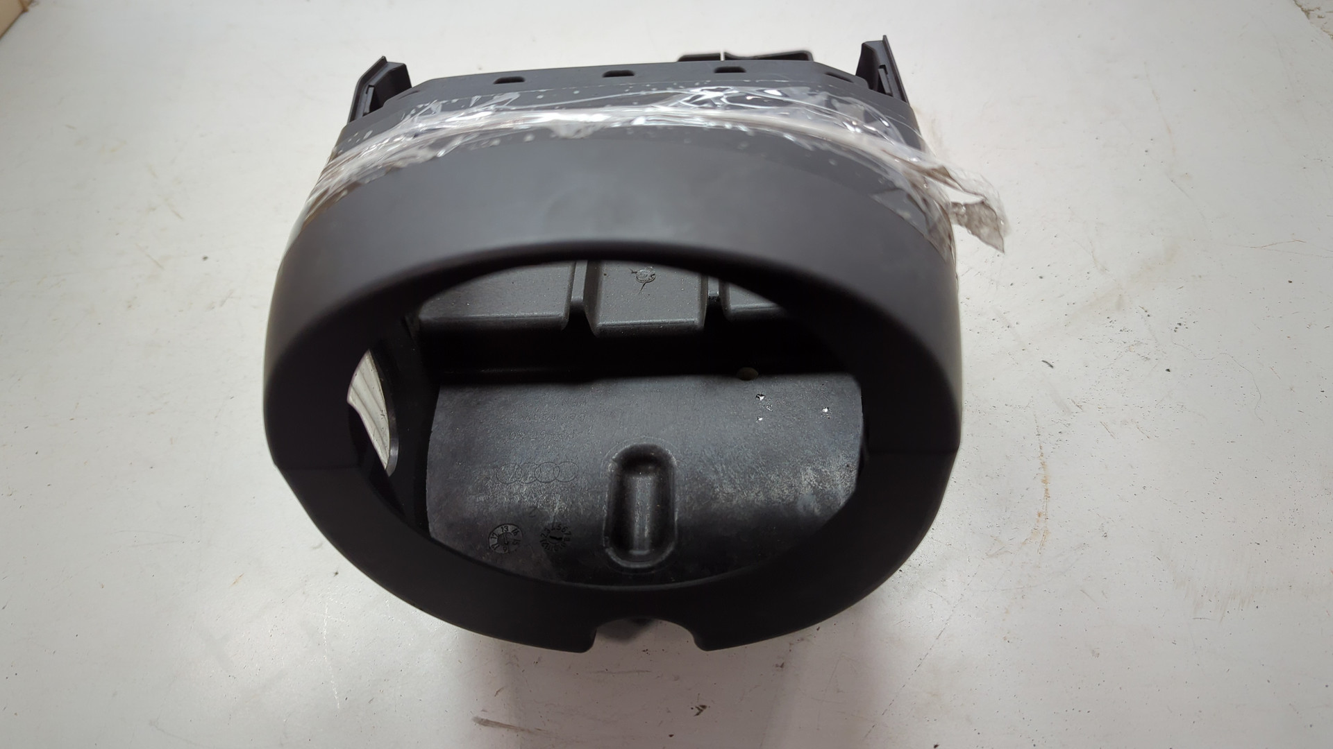 Кожух рулевой колонки