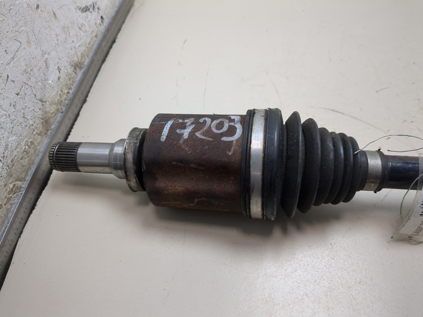 Полуось передняя правая