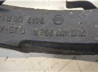 7L0704258A Ступица (кулак, цапфа) Volkswagen Touareg 2007-2010 20054971 #3