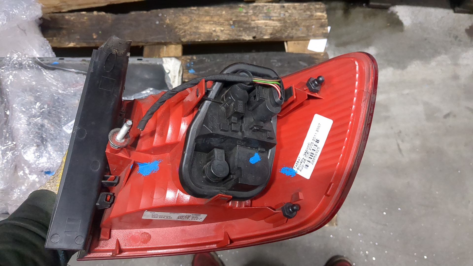 Фонарь задний левый