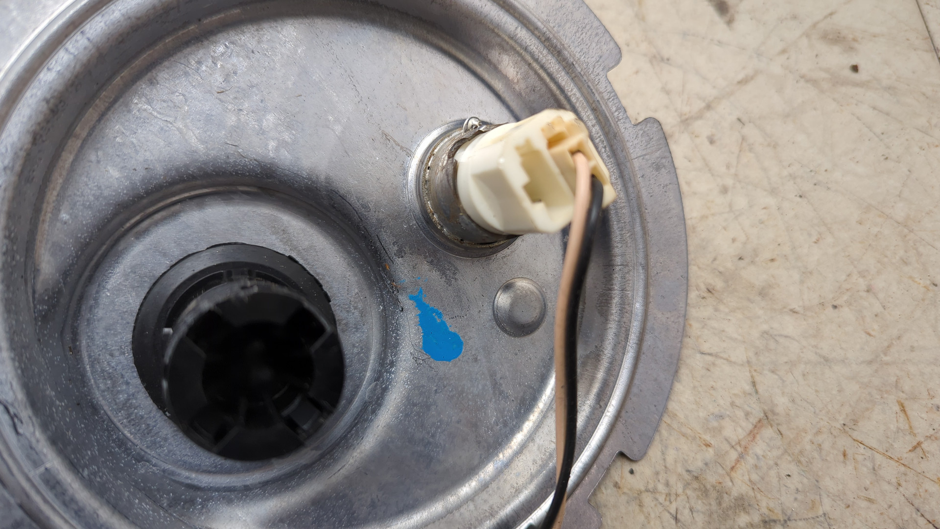 Насос топливный электрический