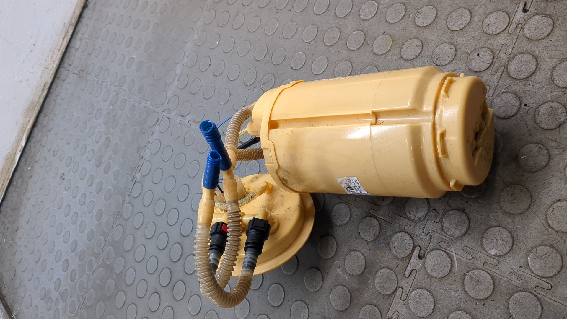 Насос топливный электрический