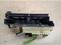  Кронштейн блока управления Mercedes A W176 2012-2018 20068344 #3