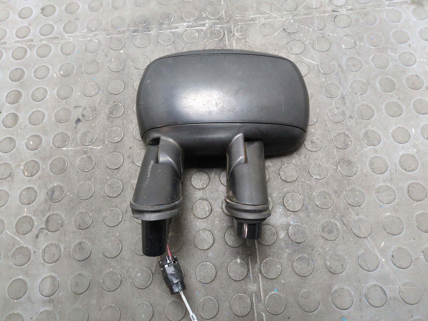 Зеркало правое электрическое