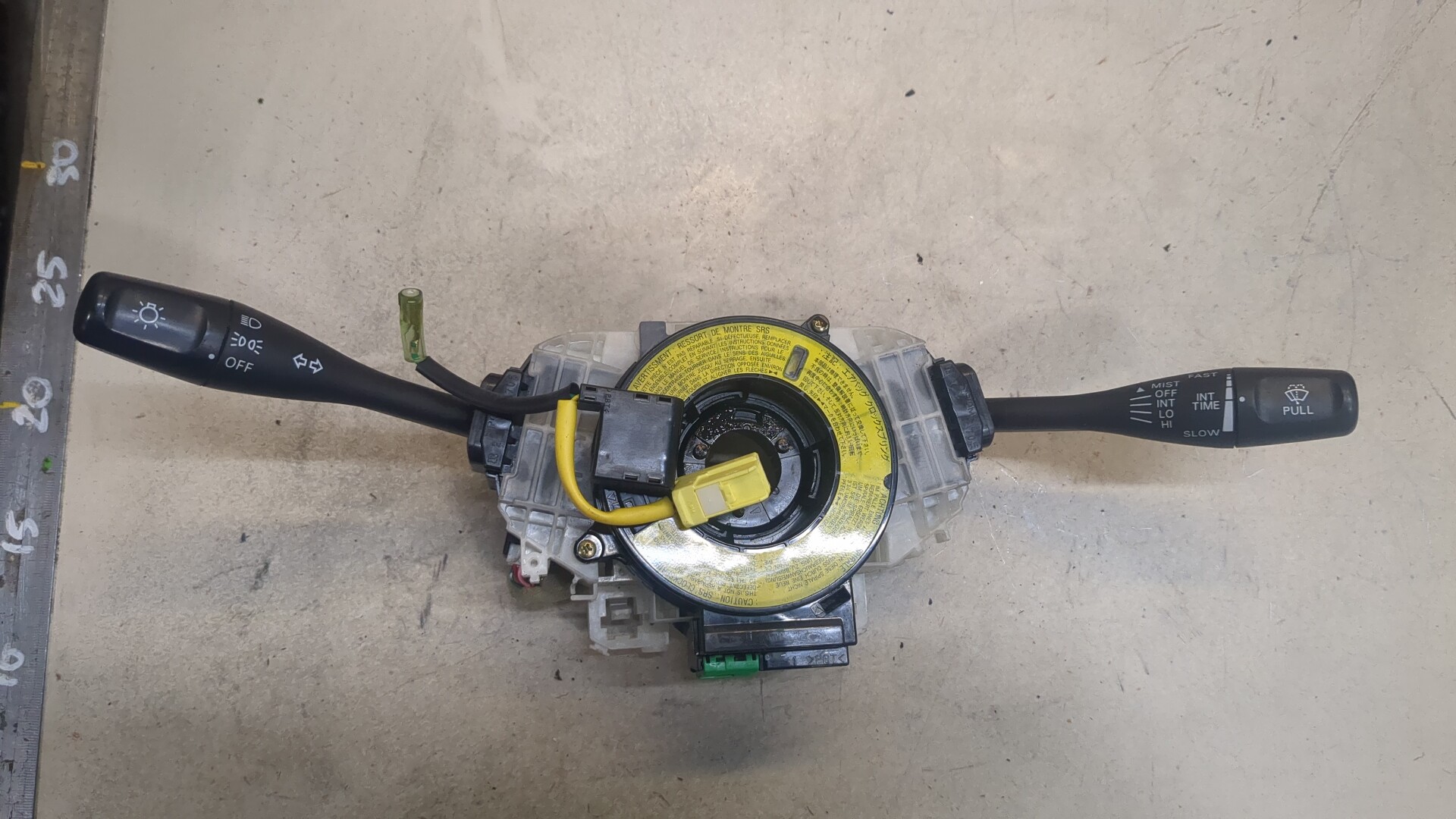 Переключатель подрулевой