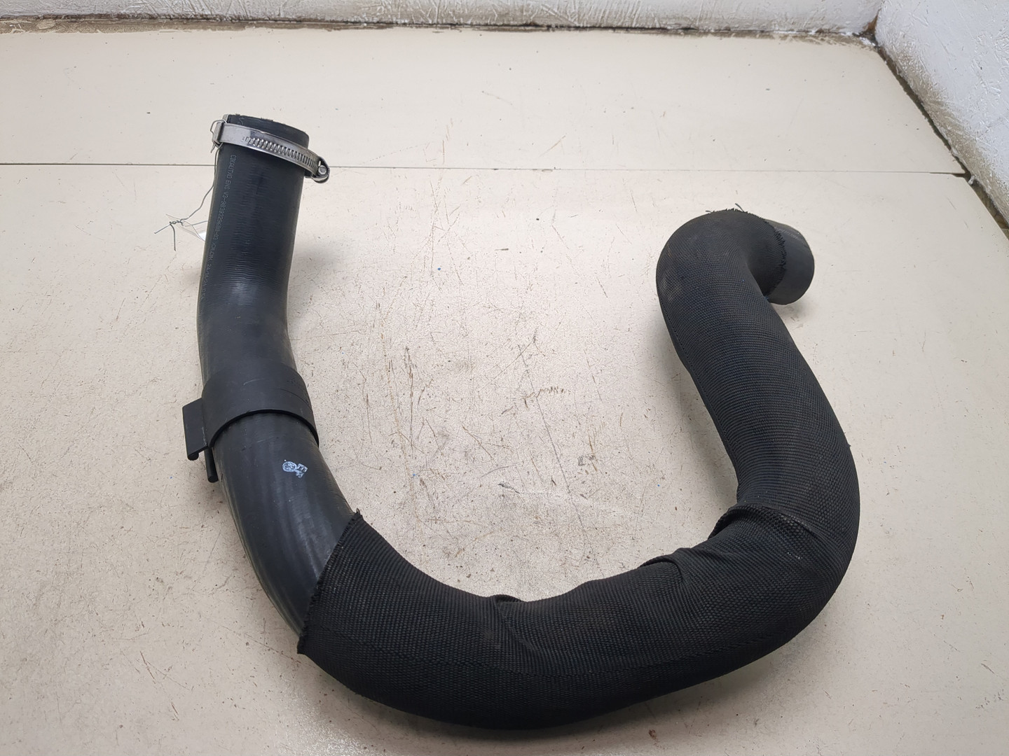 Патрубок интеркулера