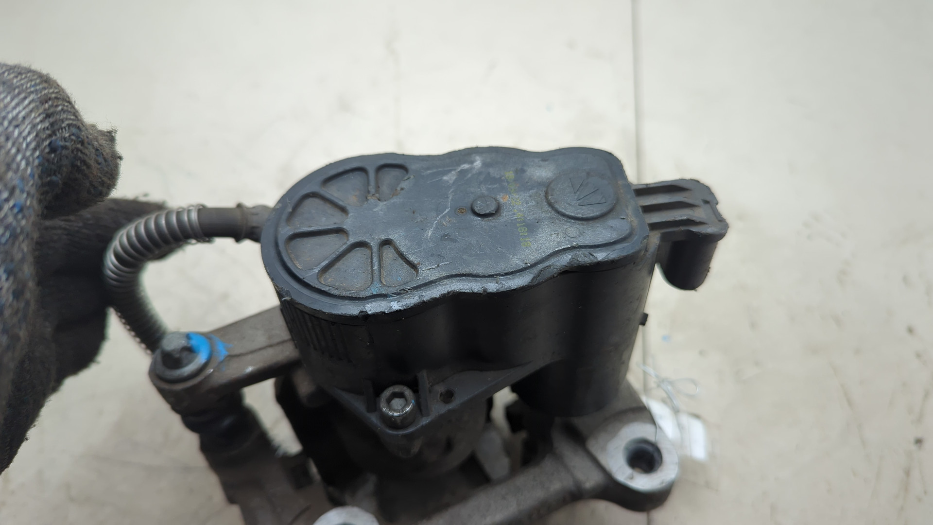 Суппорт задний правый