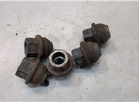  Гайка колесная Ford Escape 2001-2006 20113271 #1