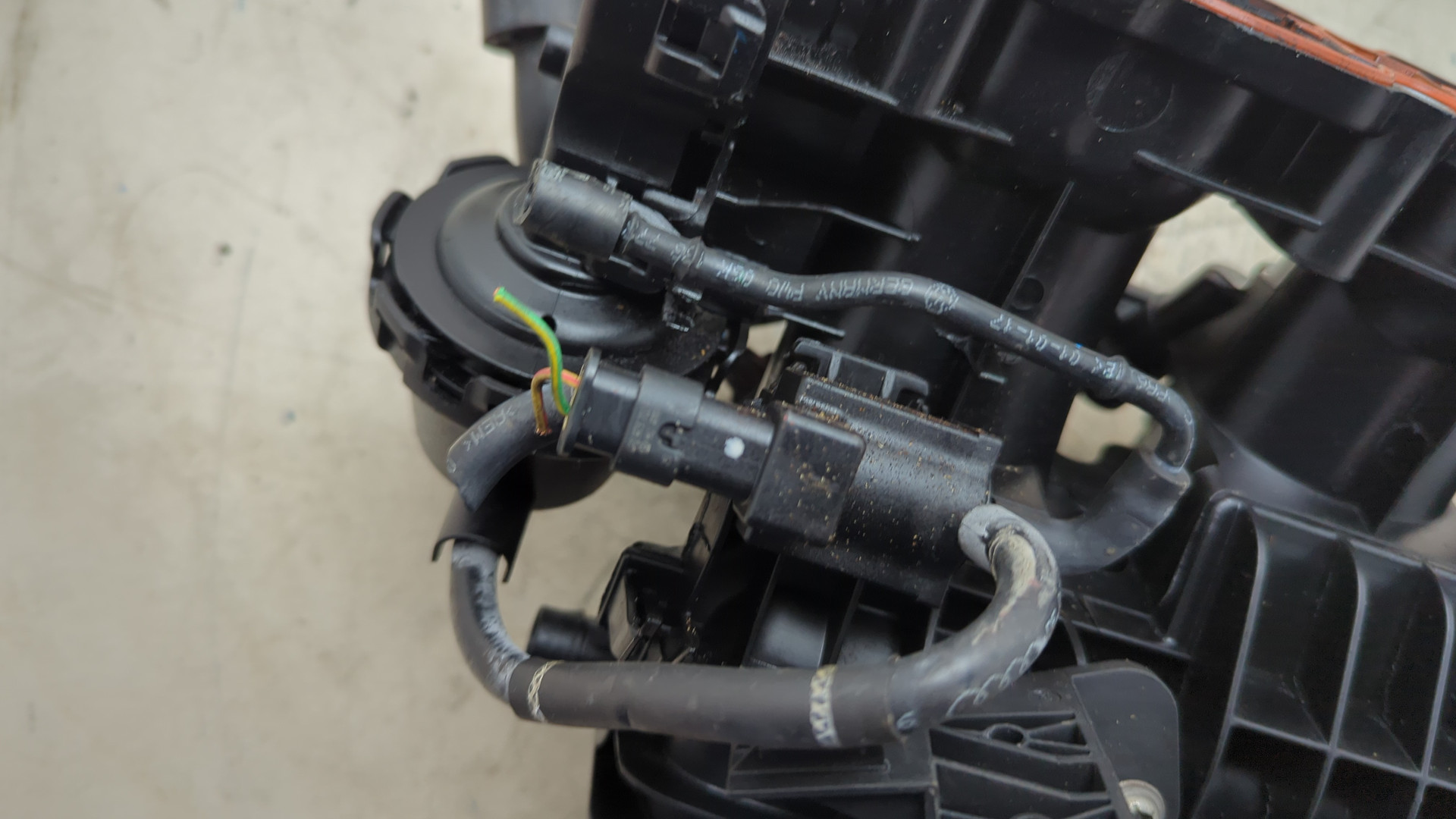 Коллектор впускной