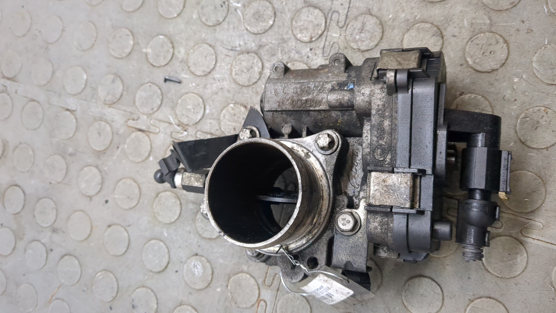 Заслонка дроссельная электрическая