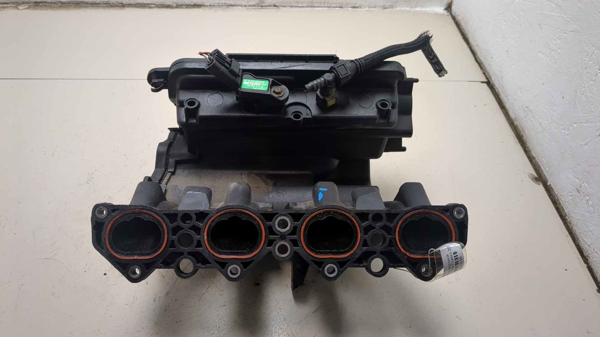 Коллектор впускной