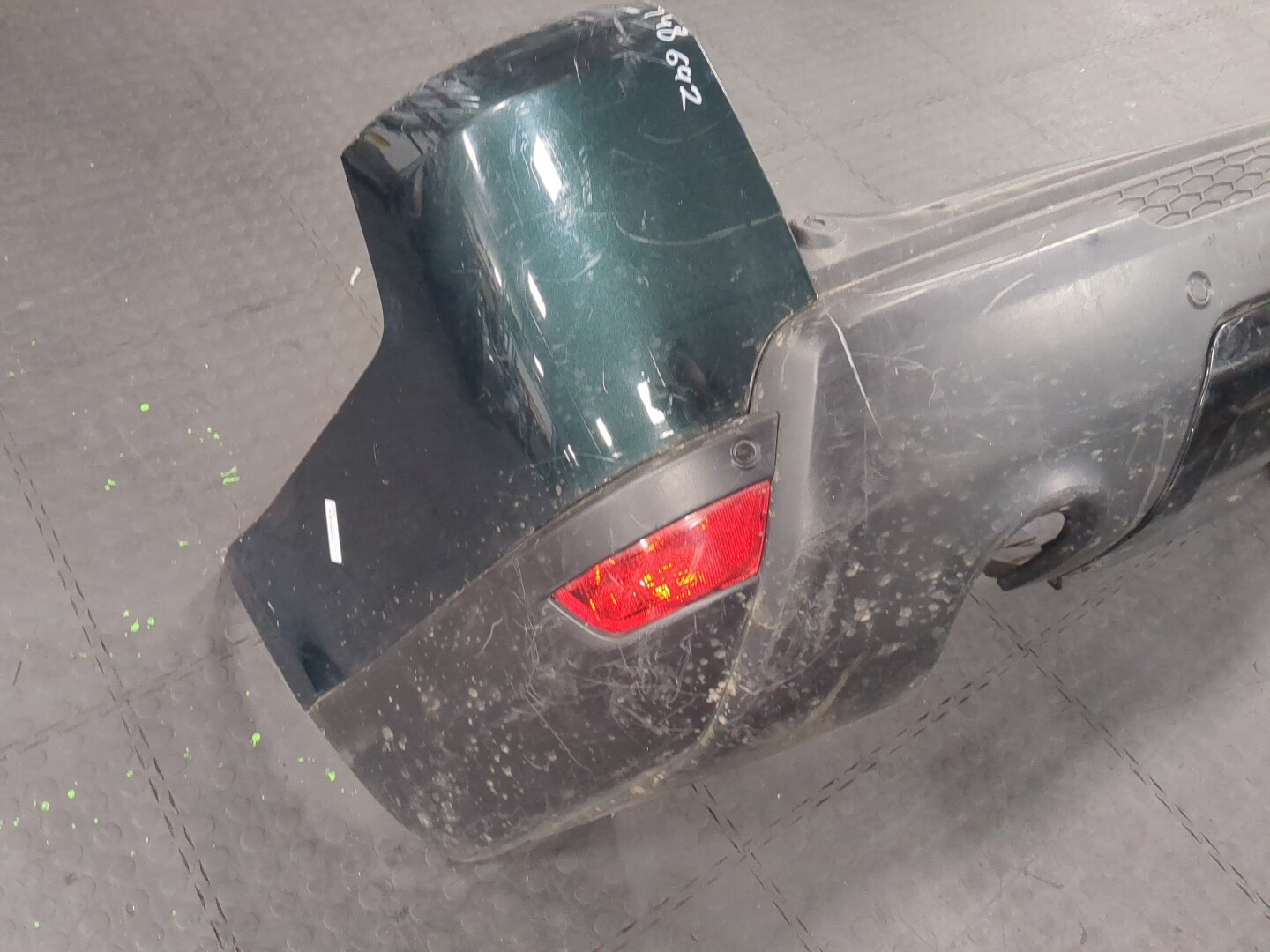 Бампер задний