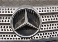  Решетка радиатора Mercedes C W203 2000-2007 20133397 #2