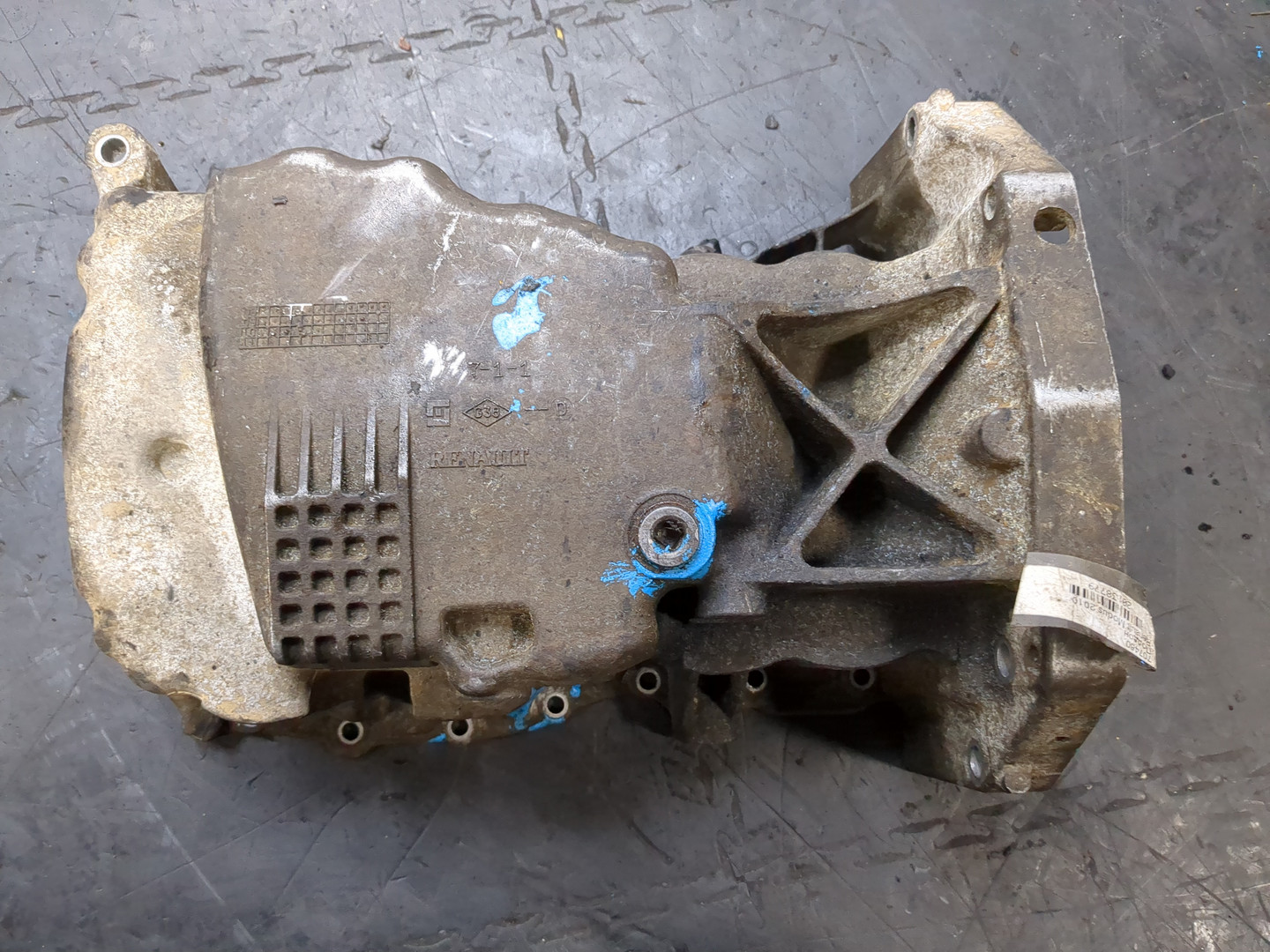 Поддон масляный двигателя (картер)