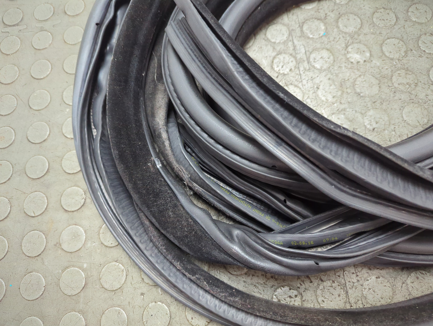 Уплотнитель (наружный)