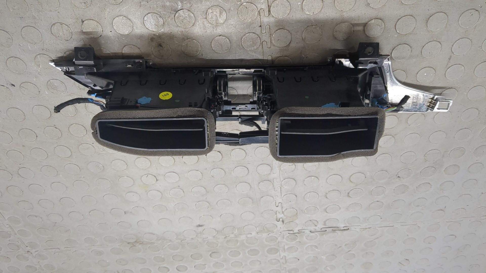 Дефлектор воздушный