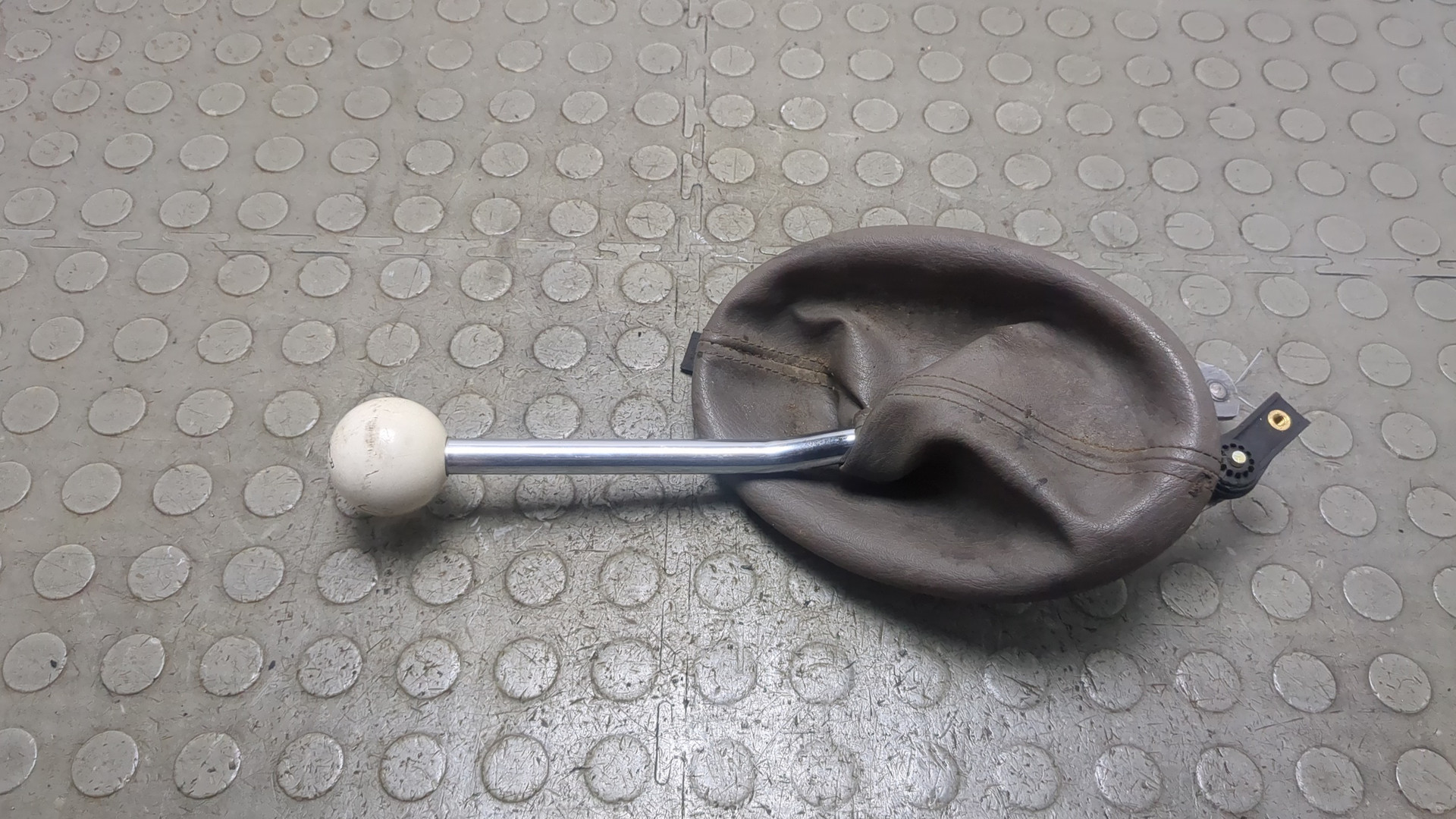 Кулиса МКПП / АКПП