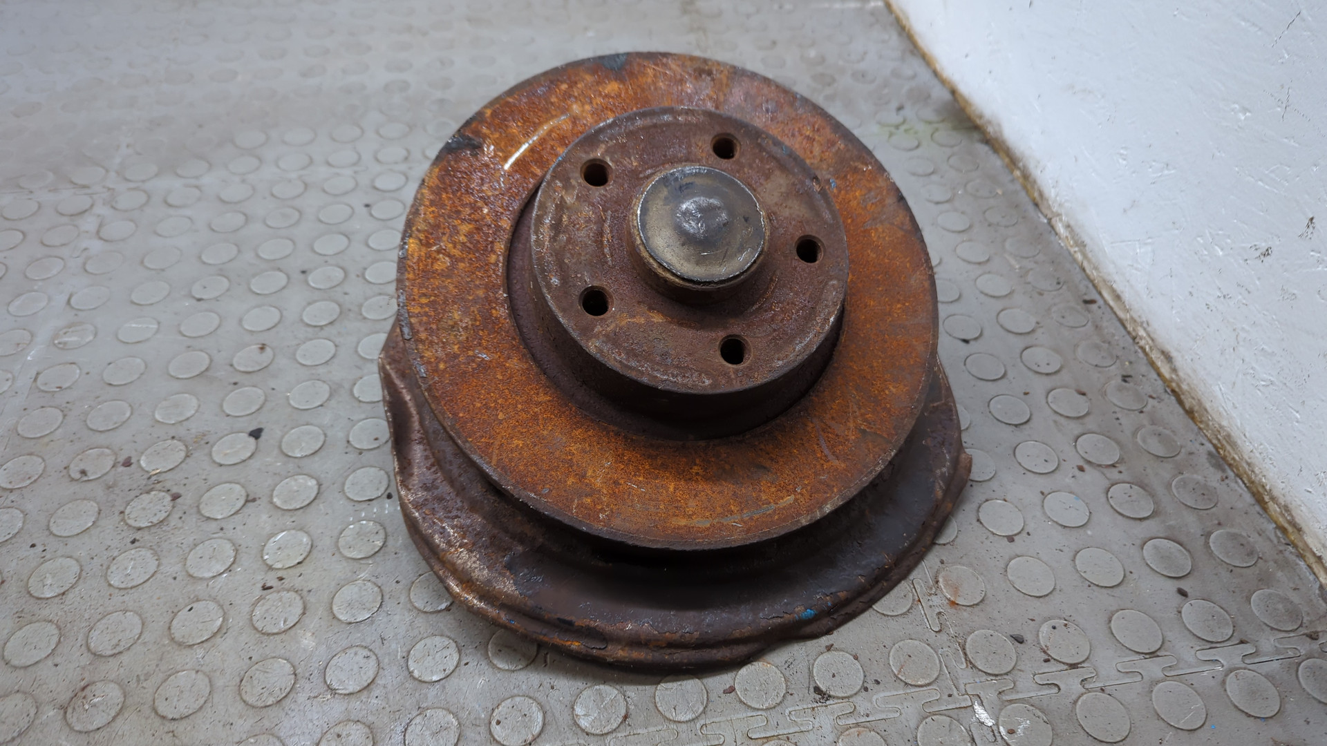 Ступица задняя