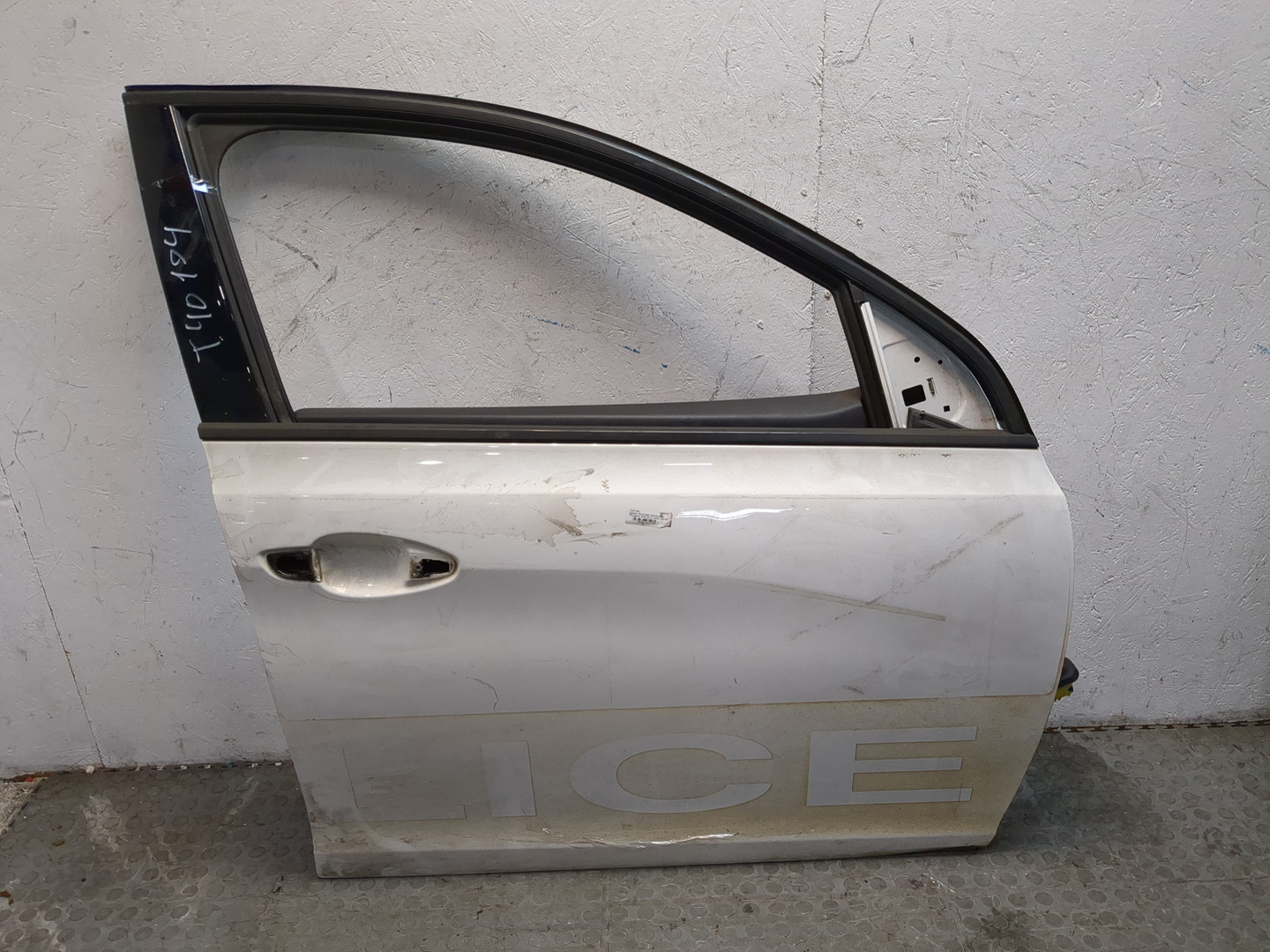 Дверь передняя правая