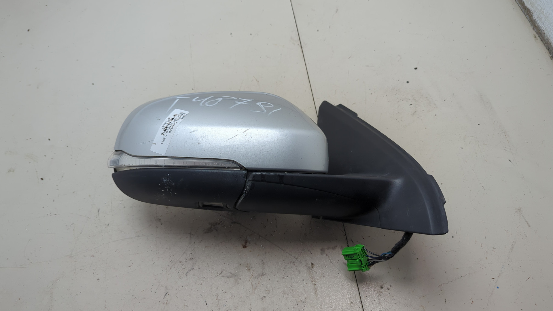 Зеркало правое электрическое