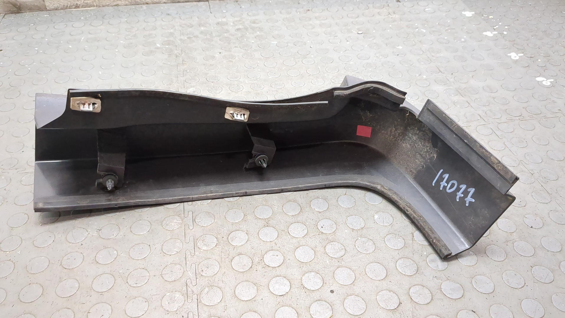 Накладка (кузов наружные)