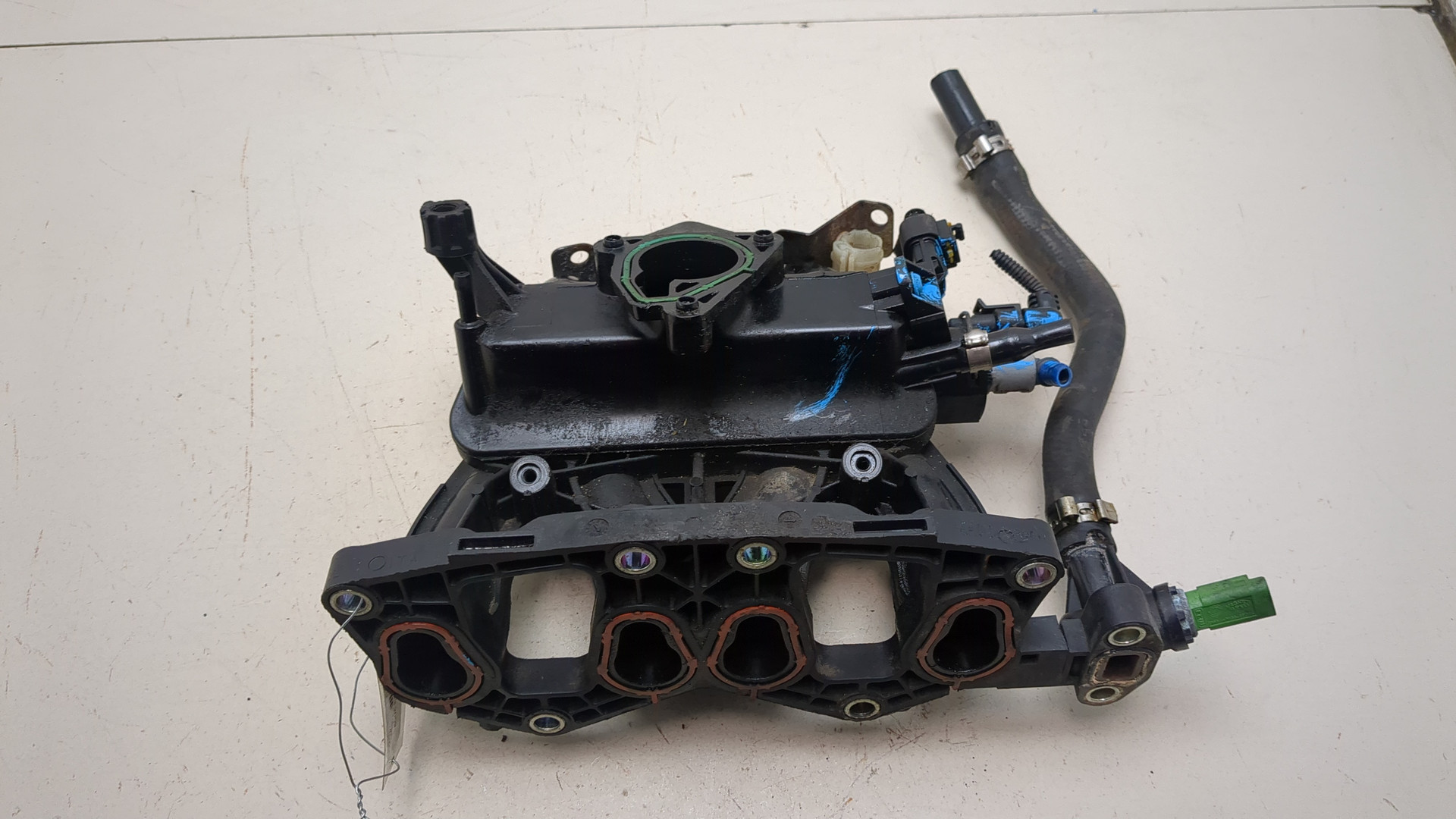 Коллектор впускной