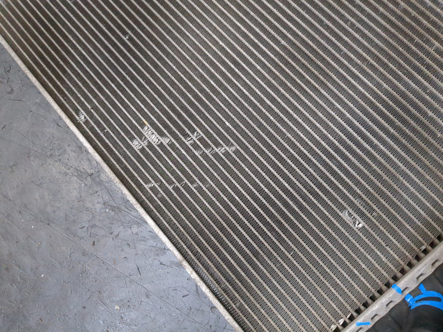 Радиатор охлаждения двигателя основной