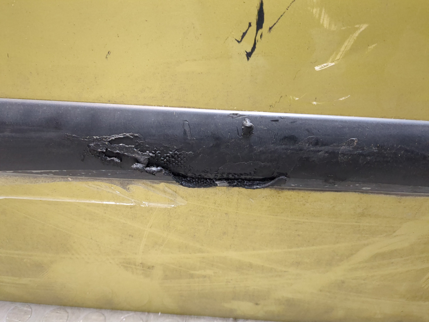 Дверь передняя правая