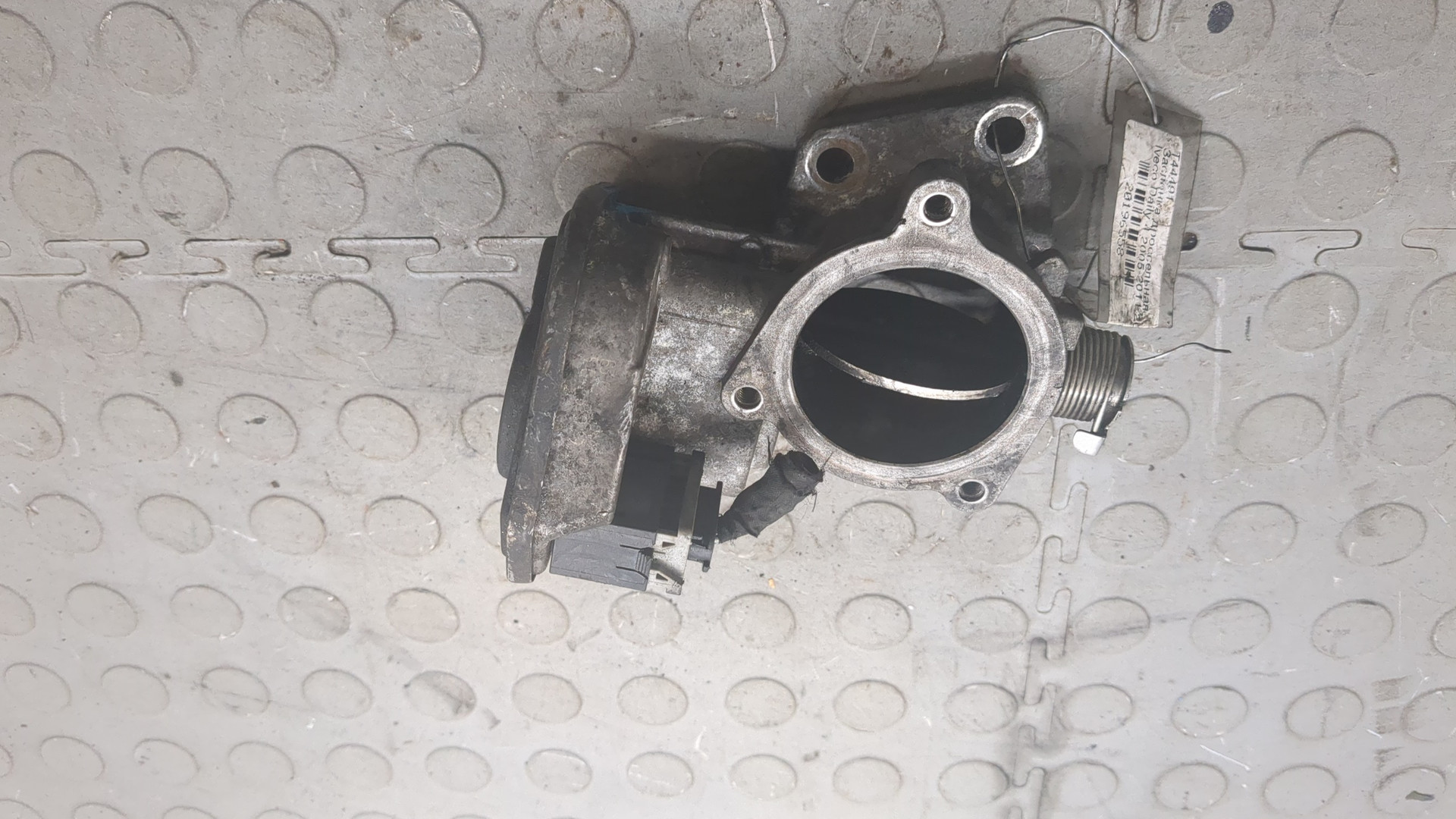 Заслонка дроссельная электрическая