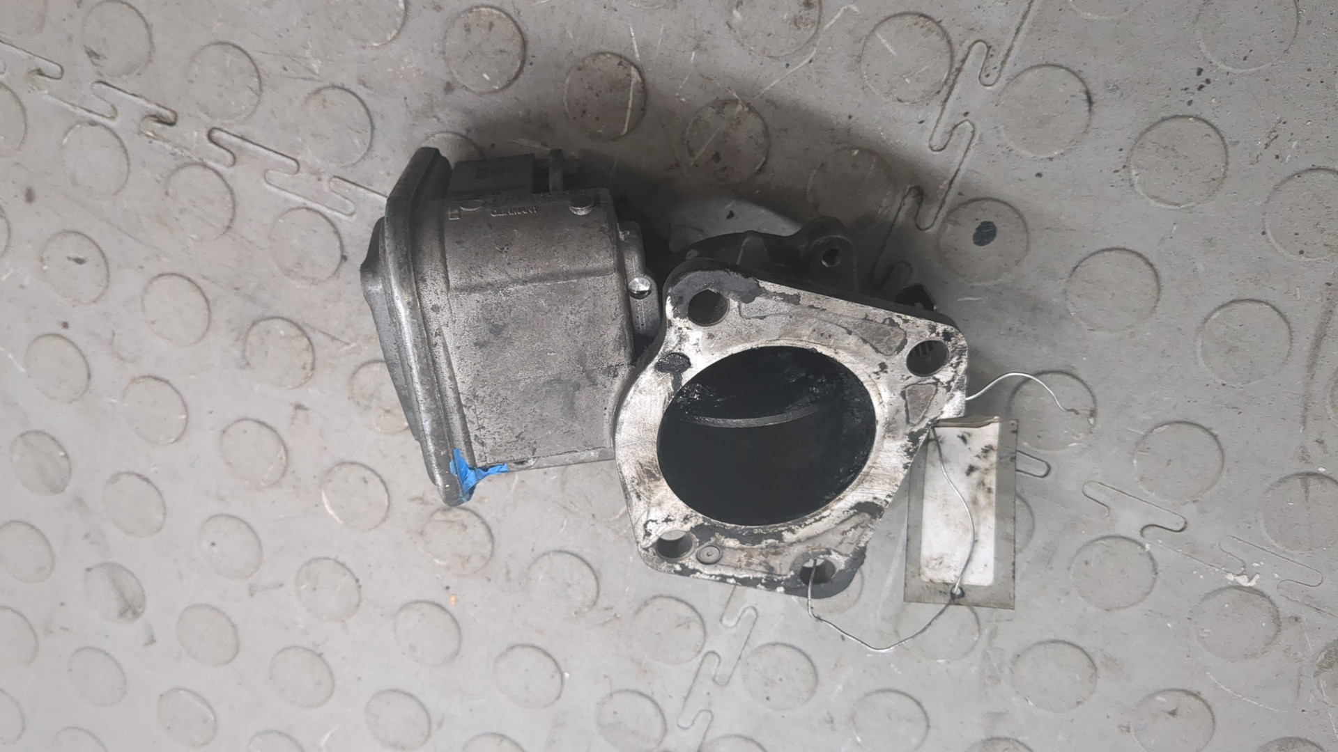 Заслонка дроссельная электрическая