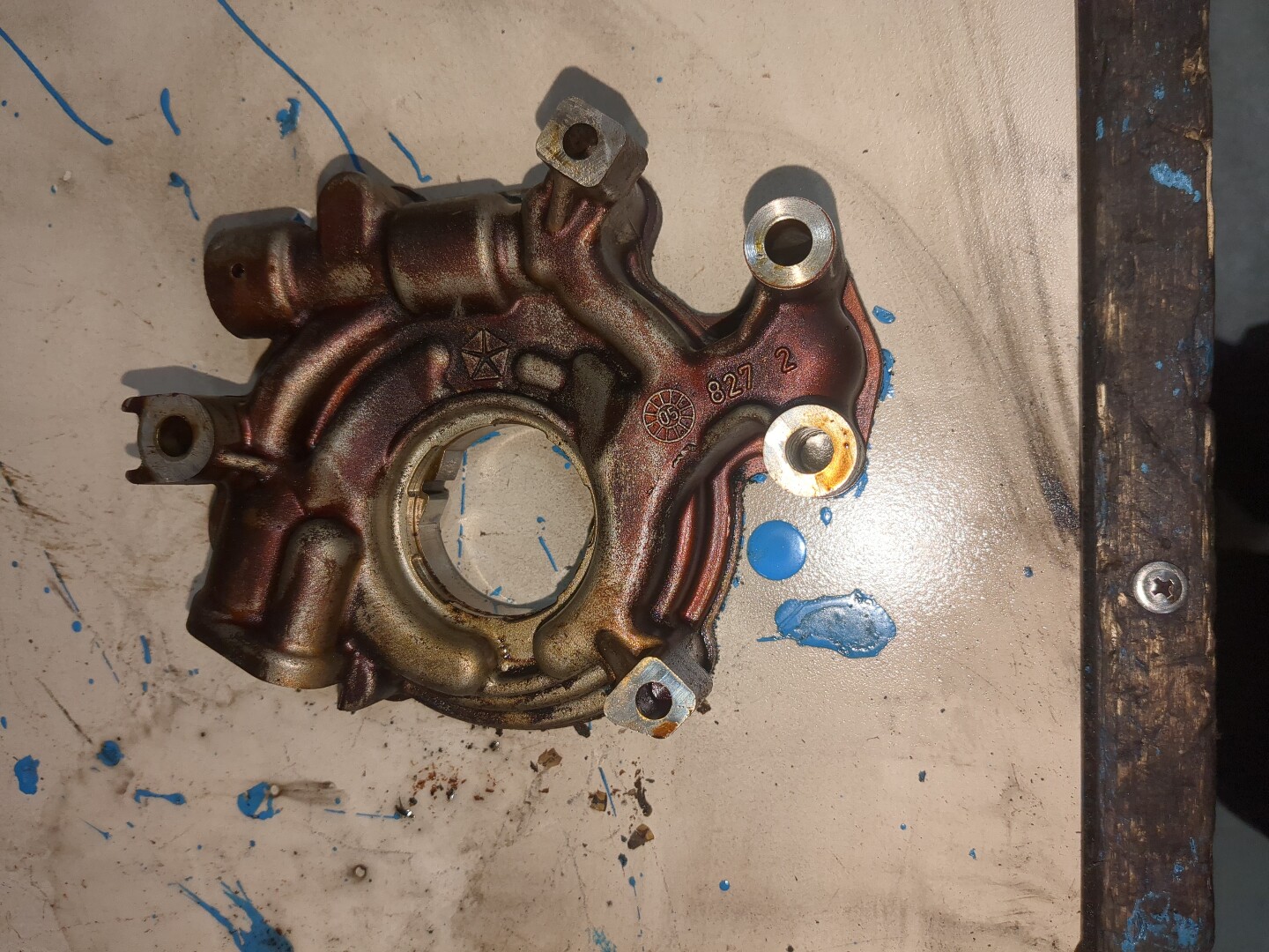 Насос масляный