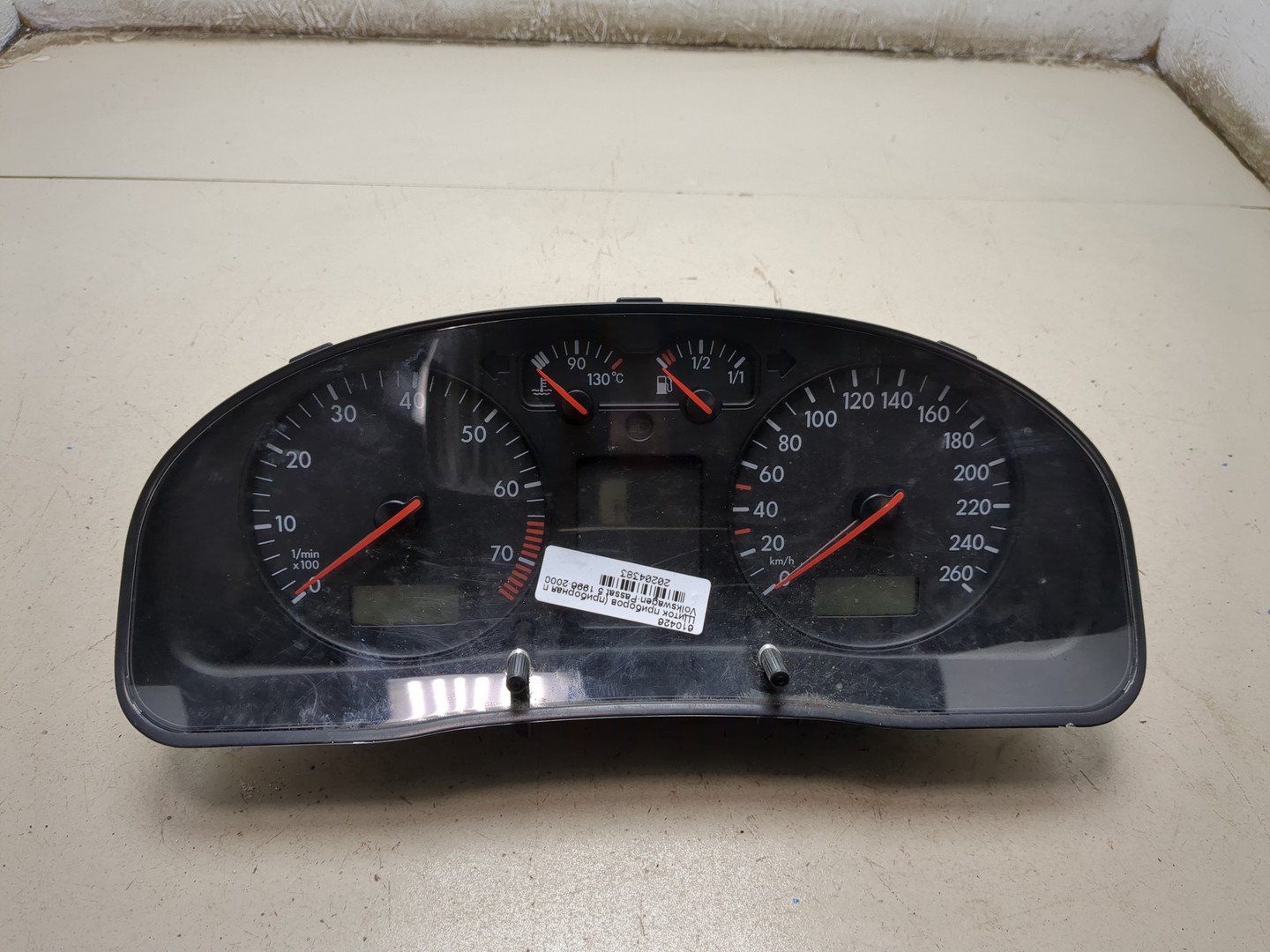 Панель приборов