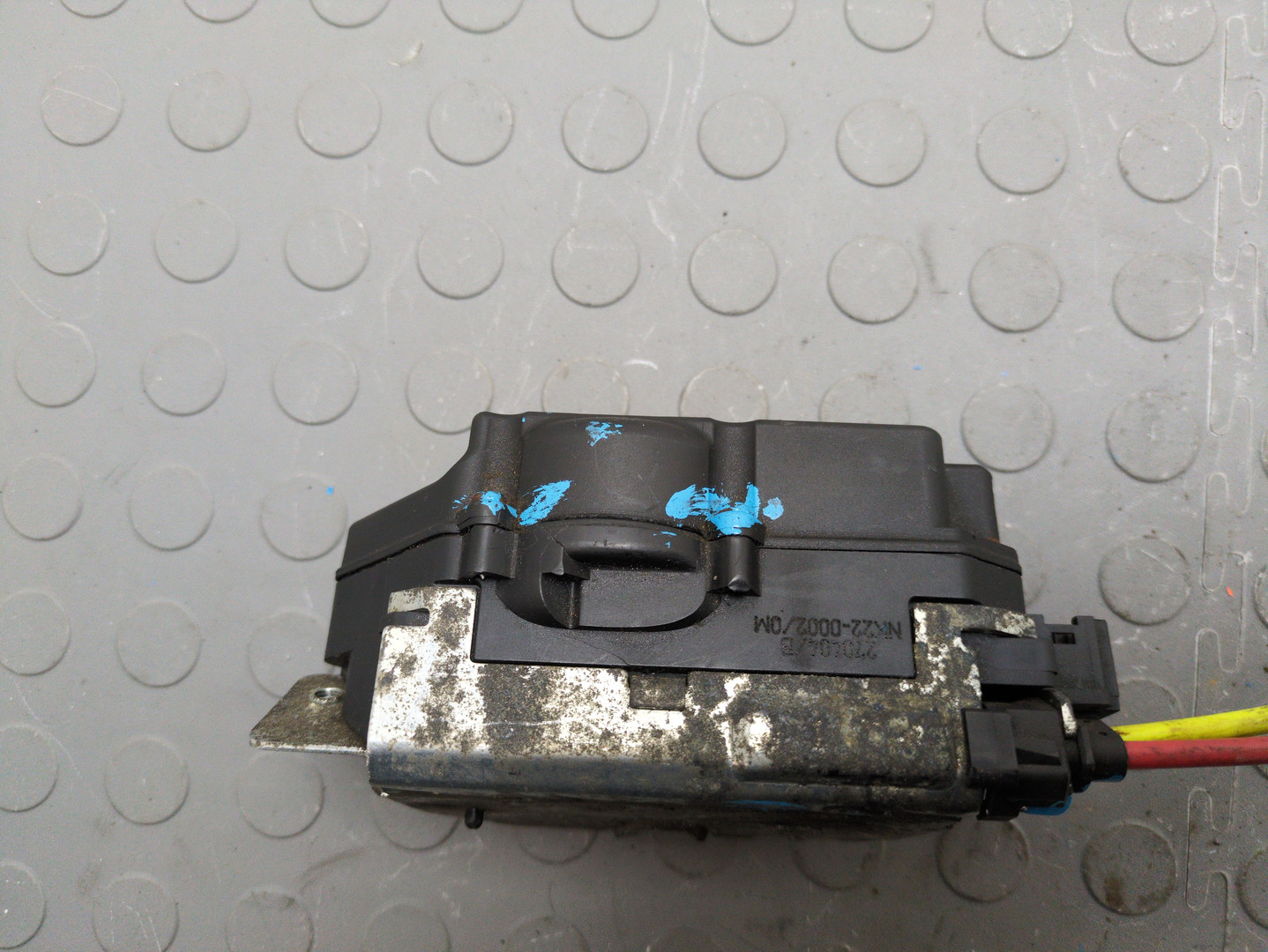 Замок багажника